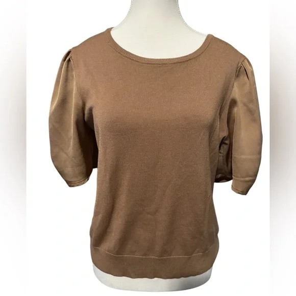 Adriana Papell knit sweater blouse with satiny sleeves with buttons, size L - Picture 4 of 6